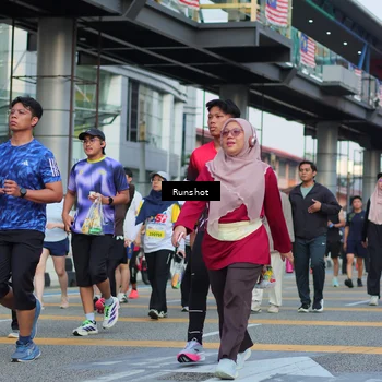 Runner Photo 5036395