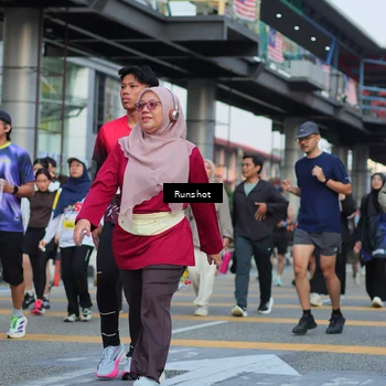 Runner Photo 5036399