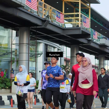 Runner Photo 5036402