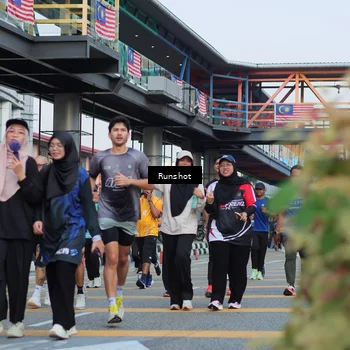 Runner Photo 5036448