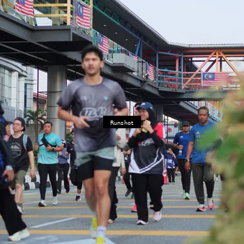 Runner Photo 5036449