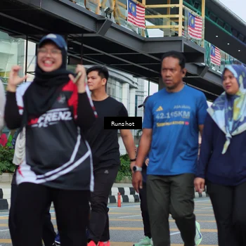 Runner Photo 5036489