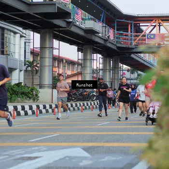 Runner Photo 5036513