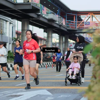 Runner Photo 5036572