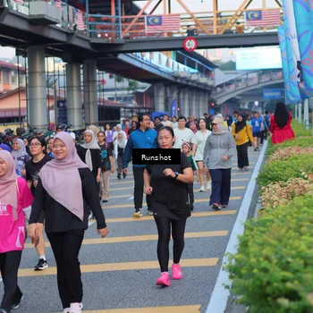 Runner Photo 5036601