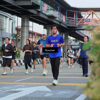 Runner Photo 5036638