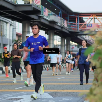Runner Photo 5036643