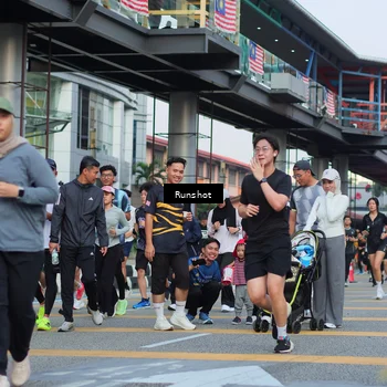 Runner Photo 5036802