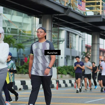 Runner Photo 5036861