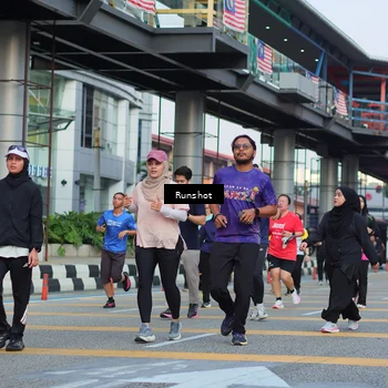 Runner Photo 5036885