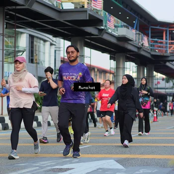 Runner Photo 5036893