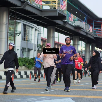 Runner Photo 5036894