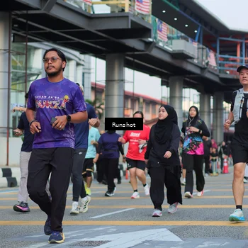 Runner Photo 5036902