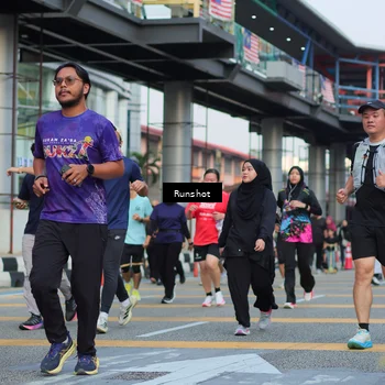 Runner Photo 5036903