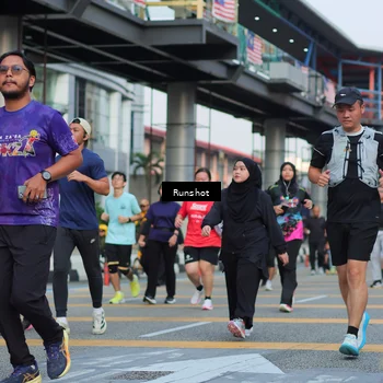 Runner Photo 5036905