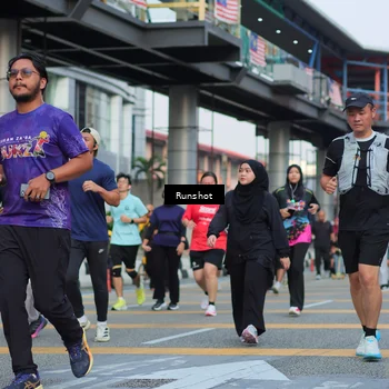 Runner Photo 5036906