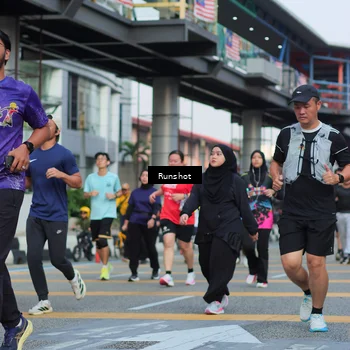 Runner Photo 5036907