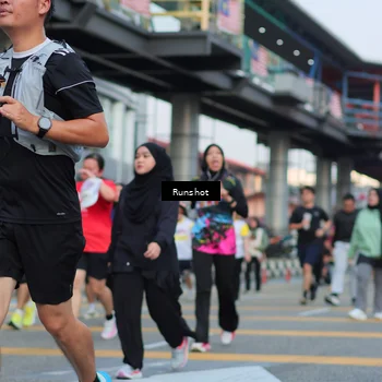 Runner Photo 5036920