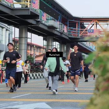 Runner Photo 5036945