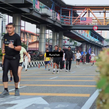 Runner Photo 5036999