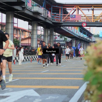Runner Photo 5037007
