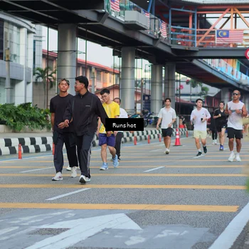 Runner Photo 5037077