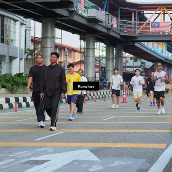 Runner Photo 5037083