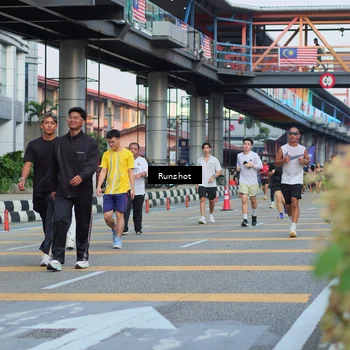Runner Photo 5037084