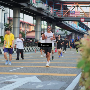 Runner Photo 5037101