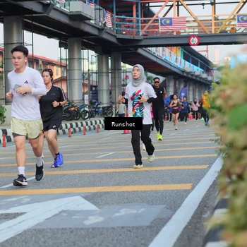 Runner Photo 5037111