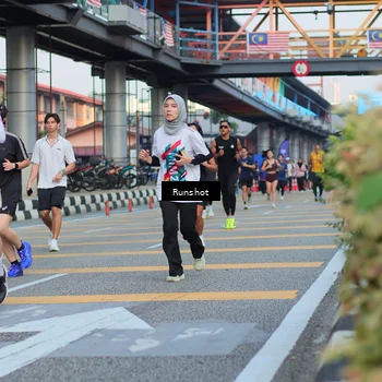 Runner Photo 5037114