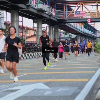 Runner Photo 5037125