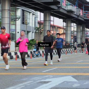 Runner Photo 5037160