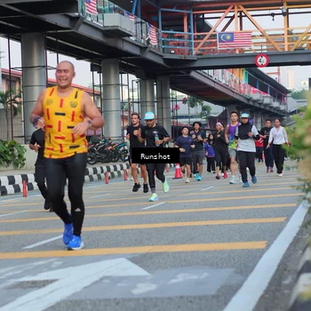 Runner Photo 5037192