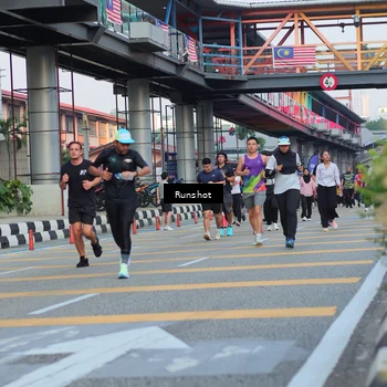 Runner Photo 5037200