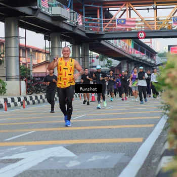 Runner Photo 5037204