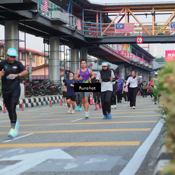Runner Photo 5037210