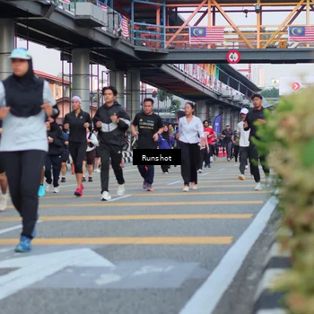 Runner Photo 5037230