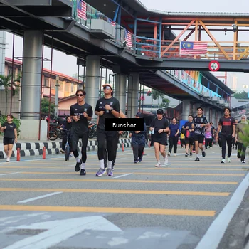 Runner Photo 5037272