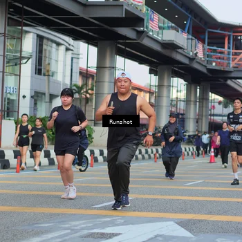Runner Photo 5037285