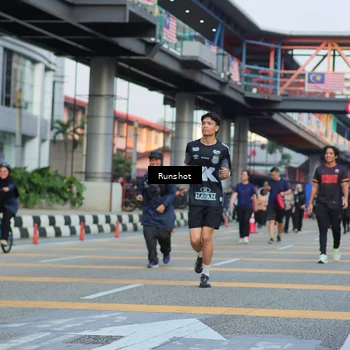 Runner Photo 5037306