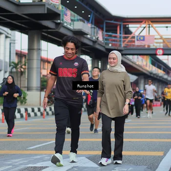 Runner Photo 5037363
