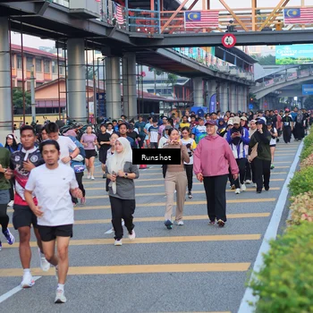 Runner Photo 5037365