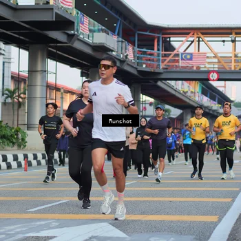 Runner Photo 5037441