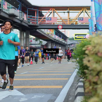 Runner Photo 5037530