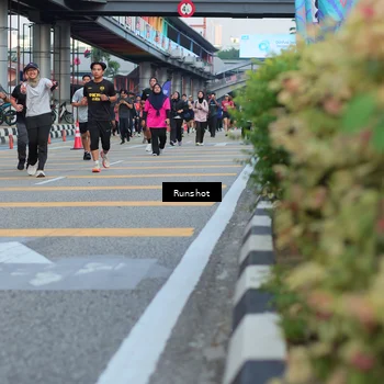 Runner Photo 5037603