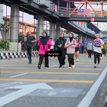 Runner Photo 5037656
