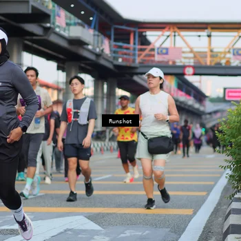 Runner Photo 5037695