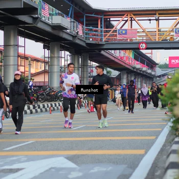 Runner Photo 5037701