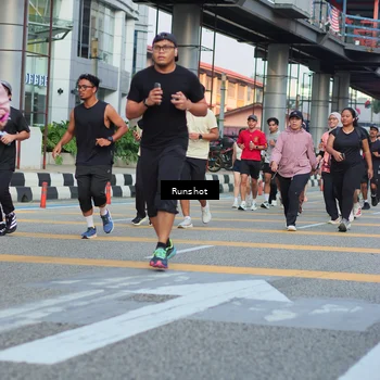 Runner Photo 5037815